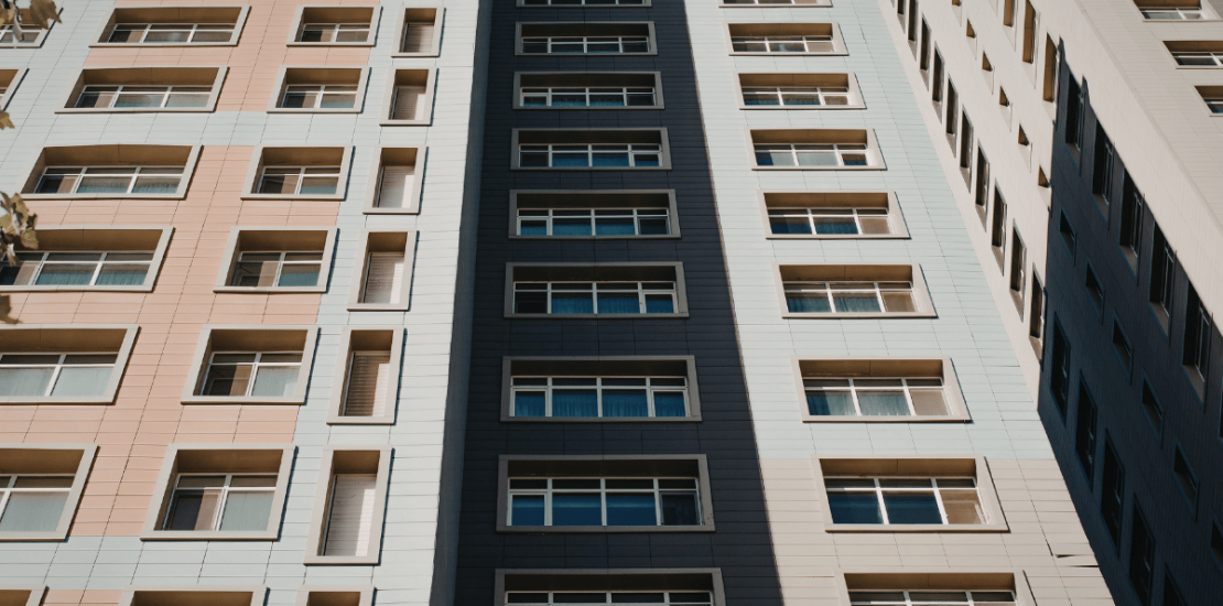 Cómo hacer una mudanza si vivís en un piso alto sin ascensor